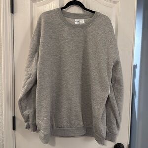 Men's crewneck sweatshirt
